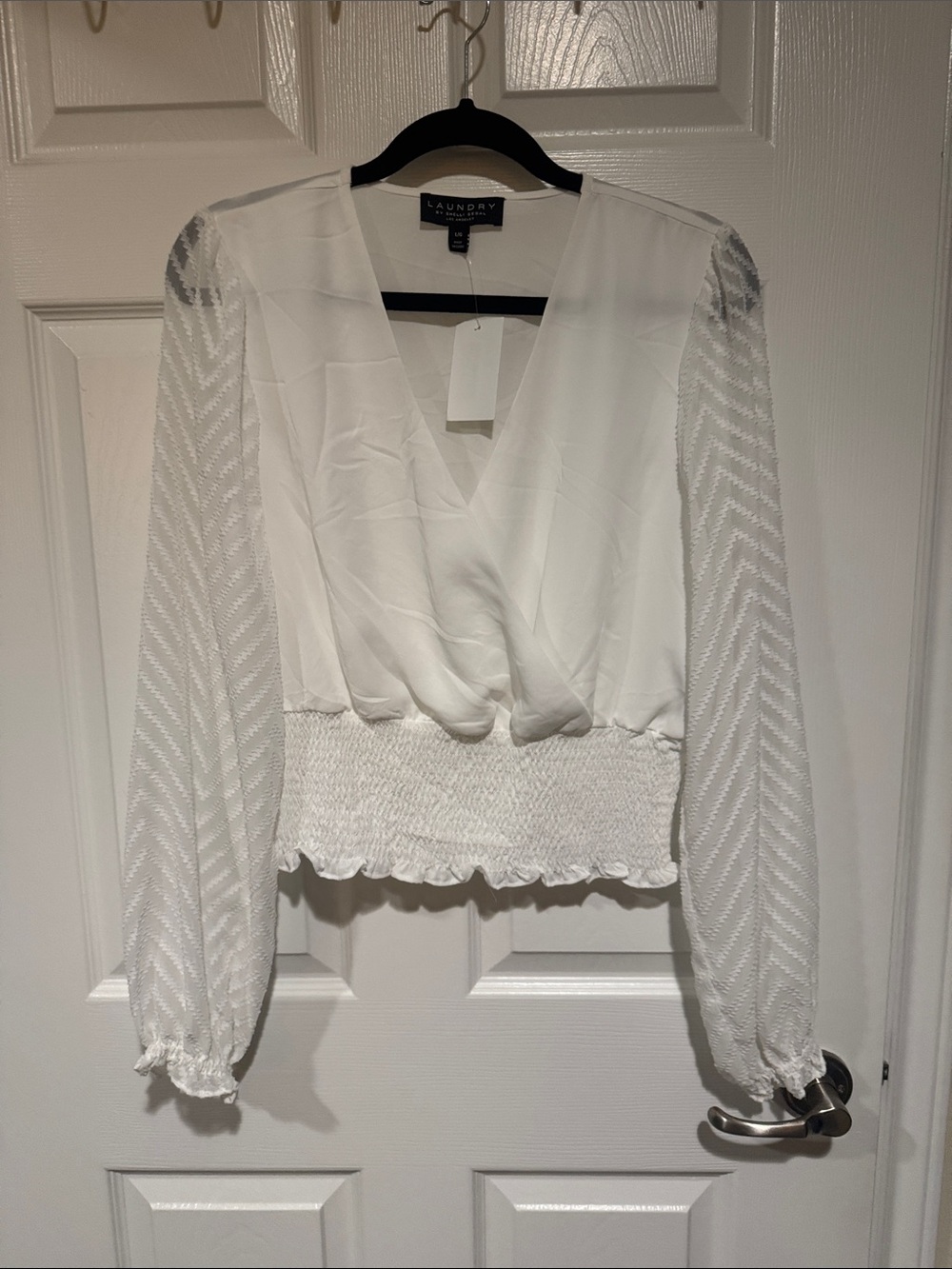 Laundry By Shelli Segal White V-Neck Smocked Waist Blouse